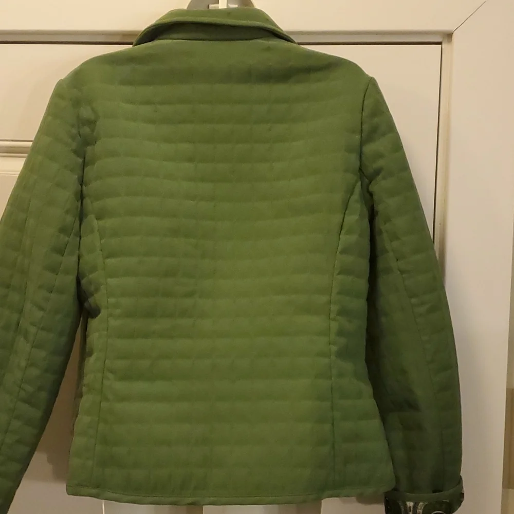 Jacket - Picture 5 of 8